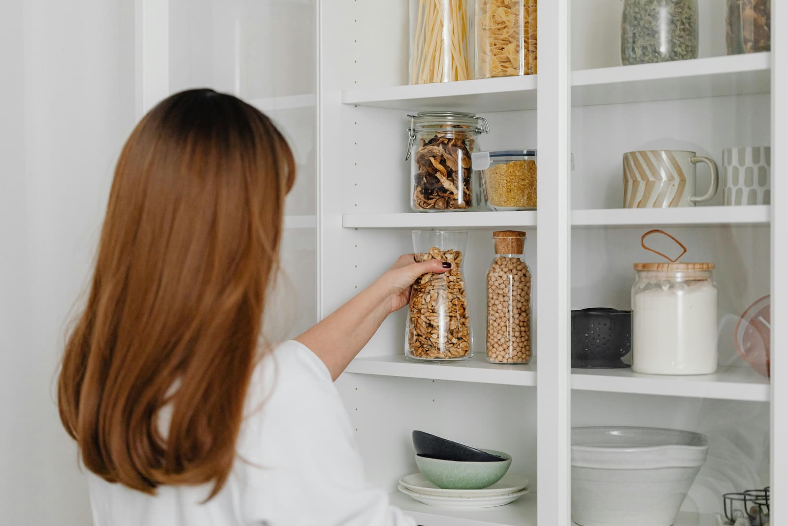 Exemple de mobilier de depozitare pe care ți-l poate face și ție Melanto